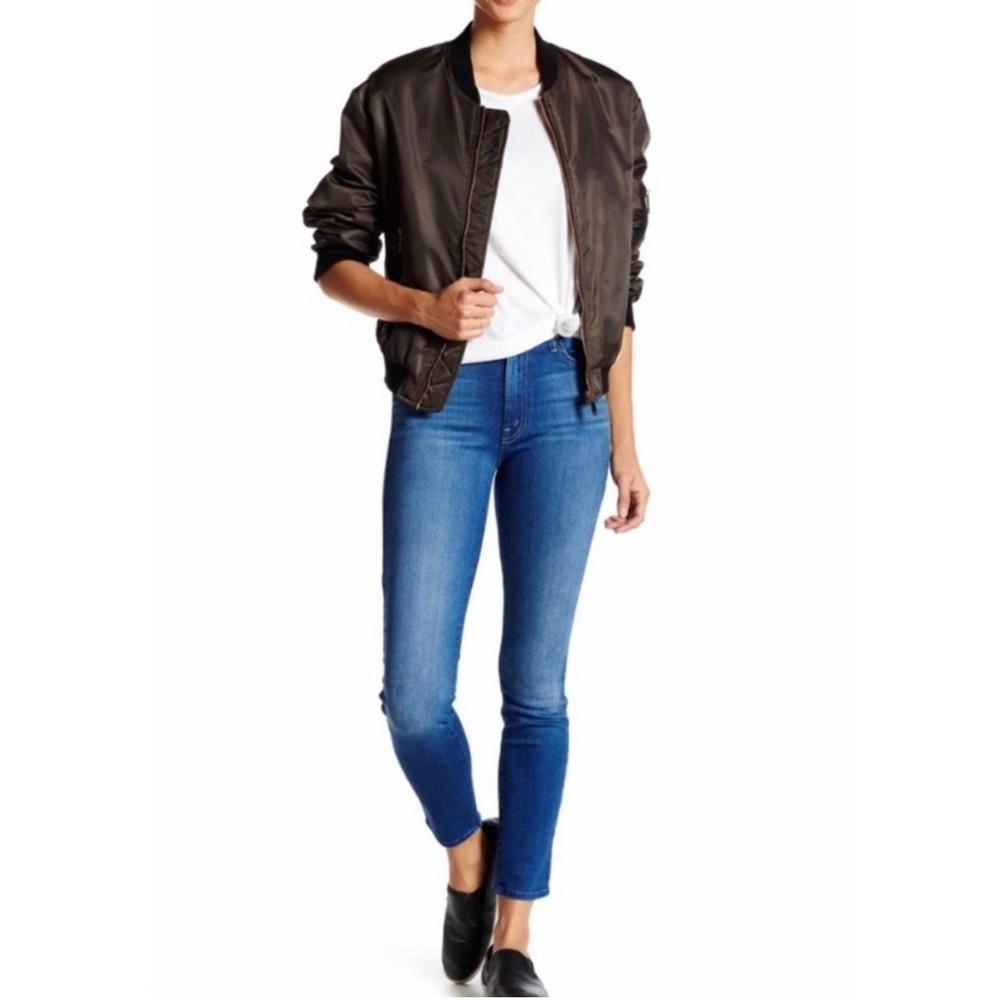 Mother Denim High Waisted Looker Jean 28/6